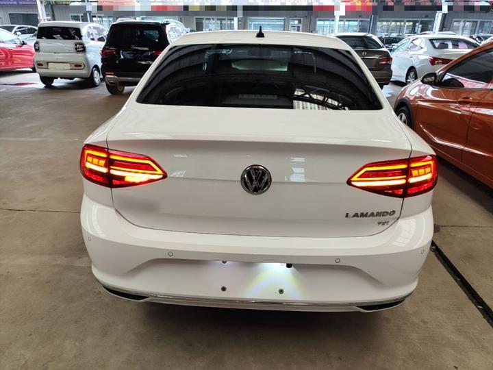 Lamando 2021 230TSI DSG photo 3