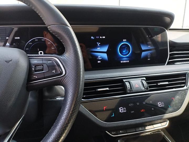 HS5 2022 Facelift 2.0T Connected photo 8