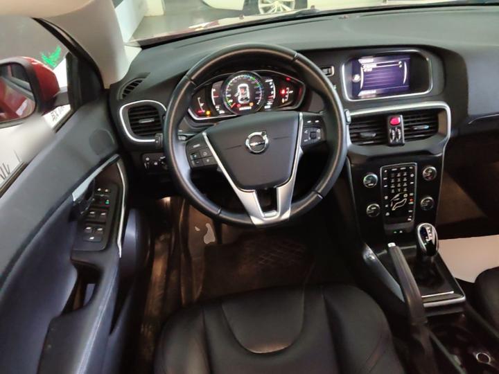 V40 2019 T3 photo 6