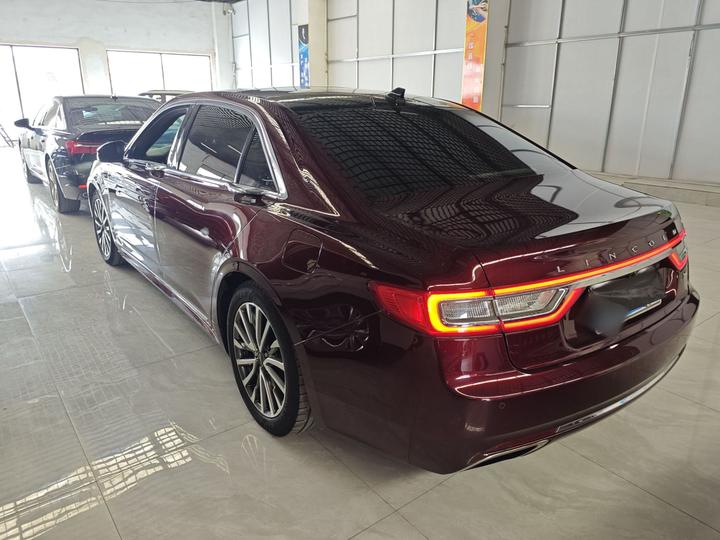 2018 2.0T RWD photo 4