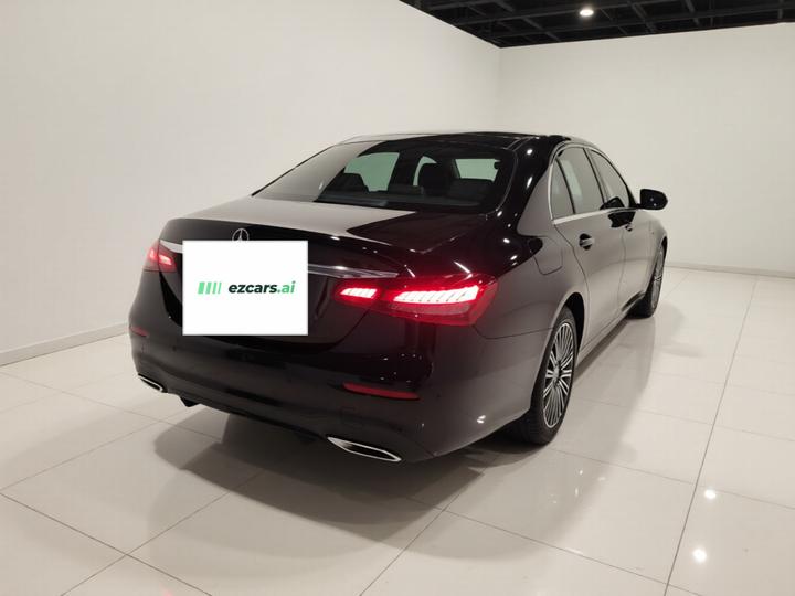 E-Class Imported 2022 E 260 Fashion Sport photo 6