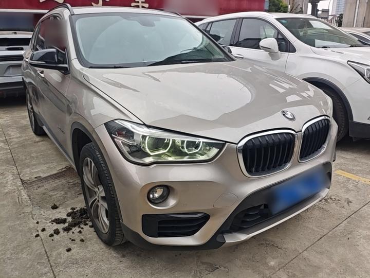 X1 2018 xDrive20Li Exclusive photo 3