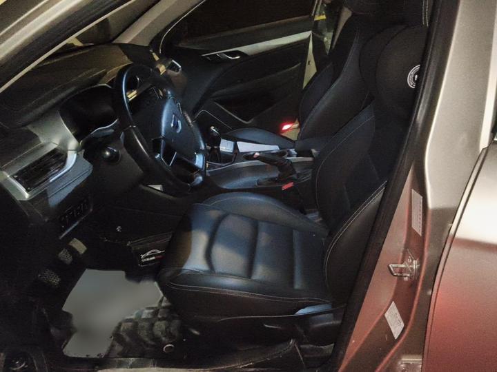 Emgrand 2018 1.5L MT photo 7