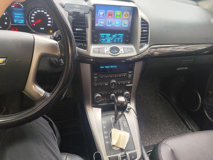 2017 2.4L RWD Luxury 7-Seater photo 5