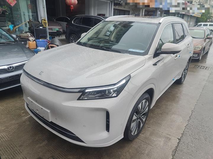 Bluelectric E5 PLUS 2026 Standard Range AWD Performance Ultra