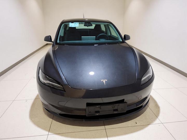 Model 3 2023 RWD photo 2