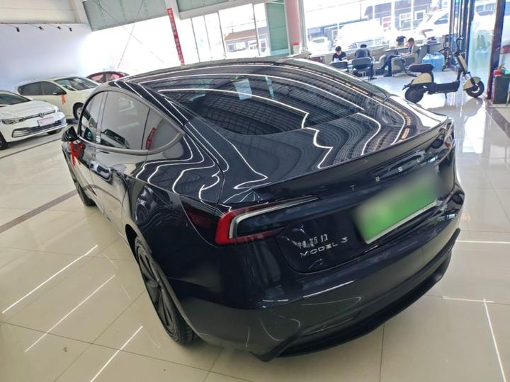 Model 3 2025 RWD photo 4