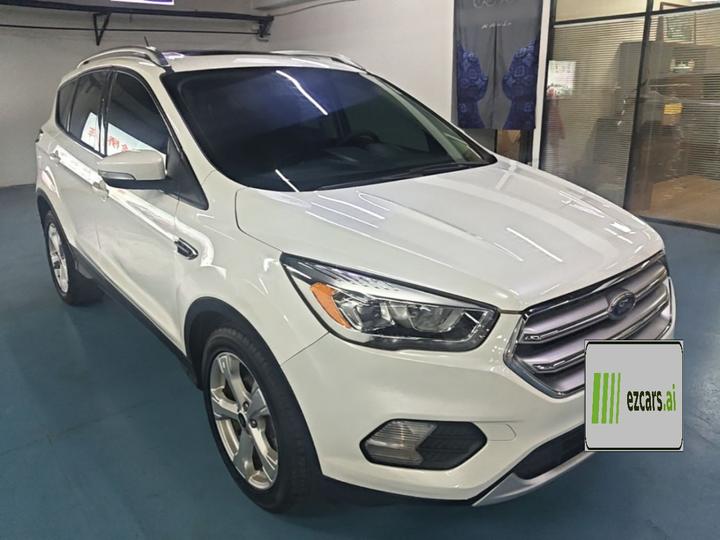 Kuga 2018 EcoBoost 180 RWD photo 3