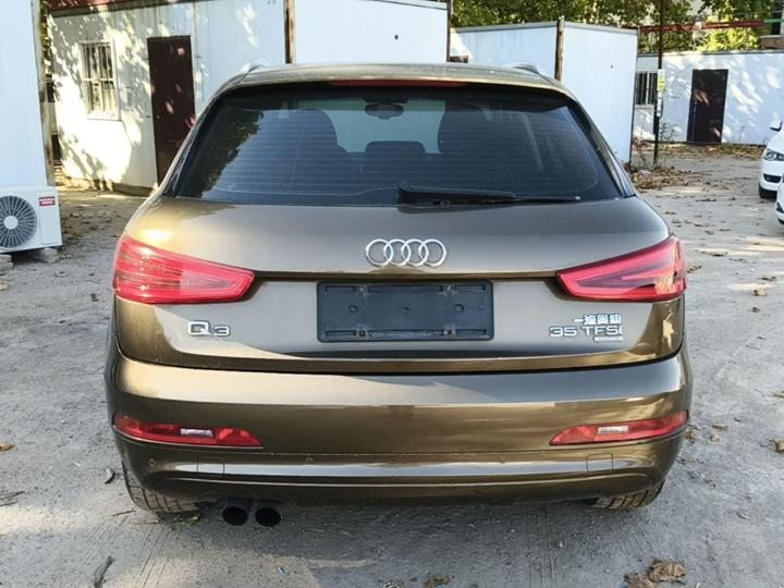 Q3 2015 35 TFSI quattro photo 3