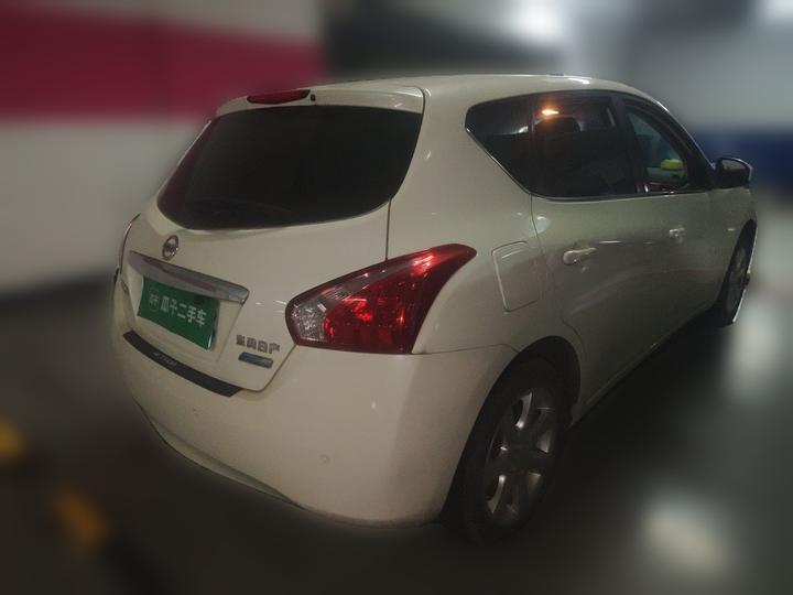 Tiida 2014 1.6L CVT photo 6