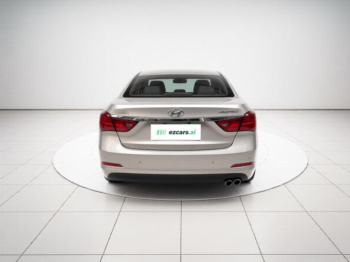 Mistra 2014 1.8L AT Premium DLX photo 5
