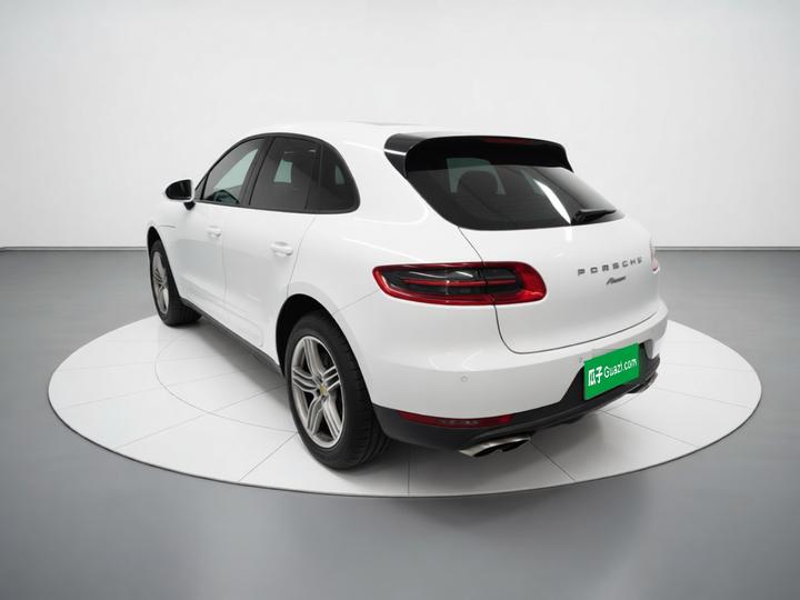 2014 Macan 2.0T photo 4