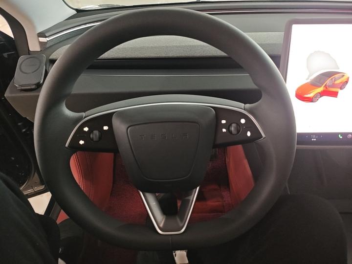 Model 3 2023 RWD photo 7