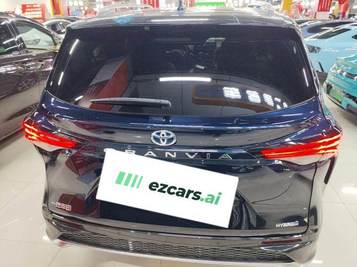Granvia 2023 2.5L Hybrid Flagship VIP photo 3