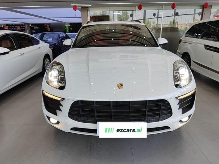 2016 Macan 2.0T photo 2