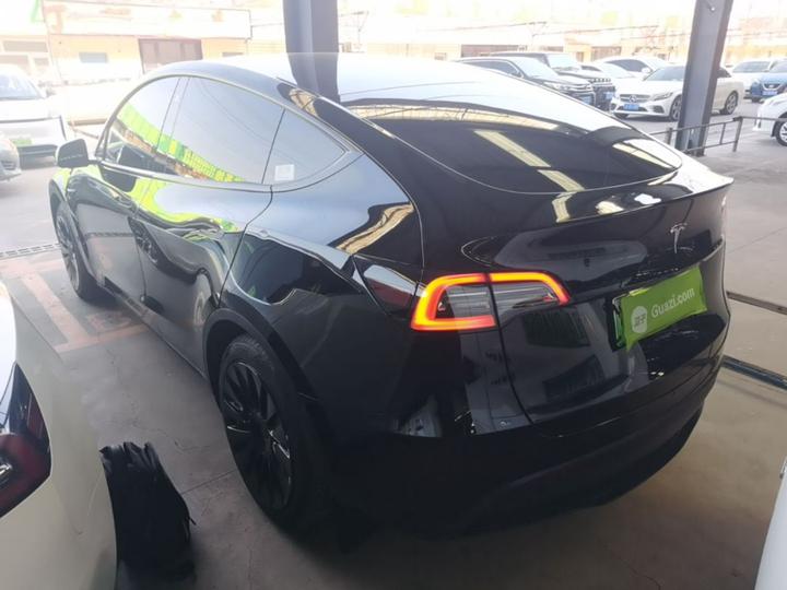 Model Y 2022 RWD photo 4