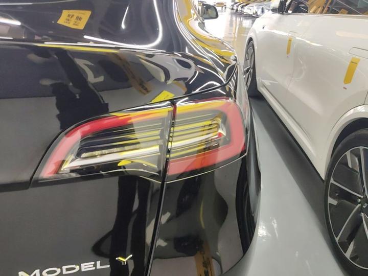 Model Y 2022 Facelift RWD photo 7