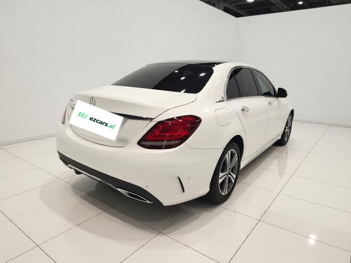 C-Class 2019 C 260 L Sport photo 4