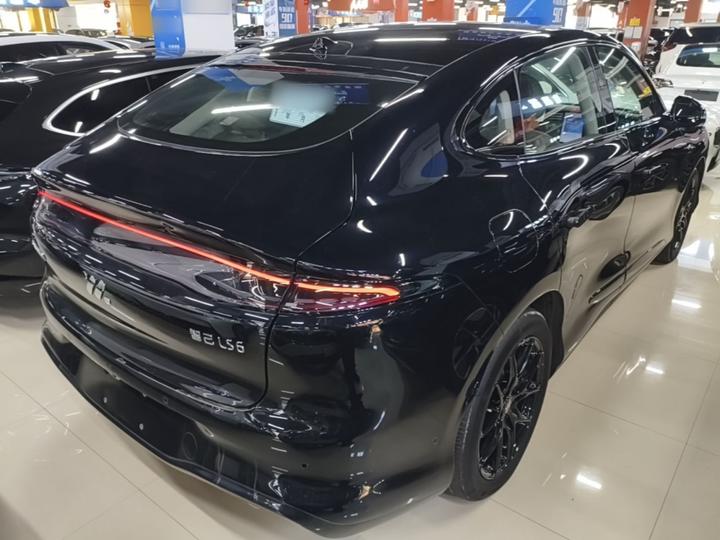 IM Motors LS6 2026 EREV 66 Max+ photo 4