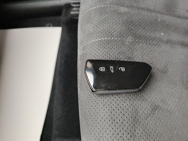 ID.3 2026 GTX photo 8