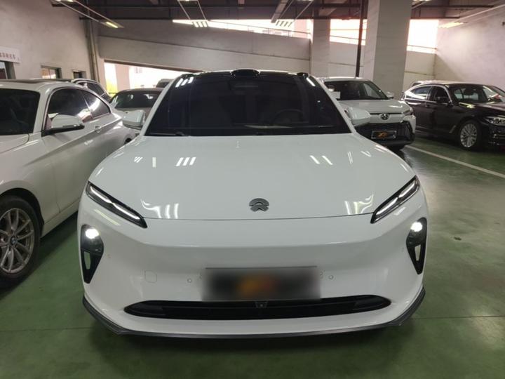 ET5T 2024 75kWh Touring photo 2
