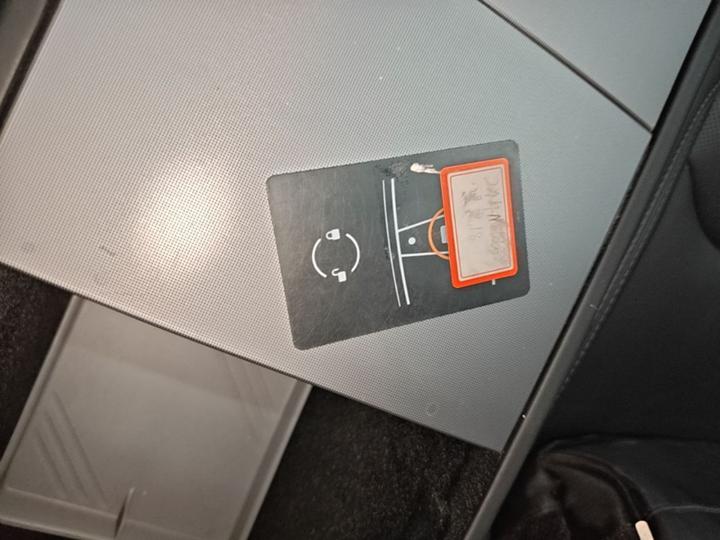 Model 3 2023 RWD photo 8