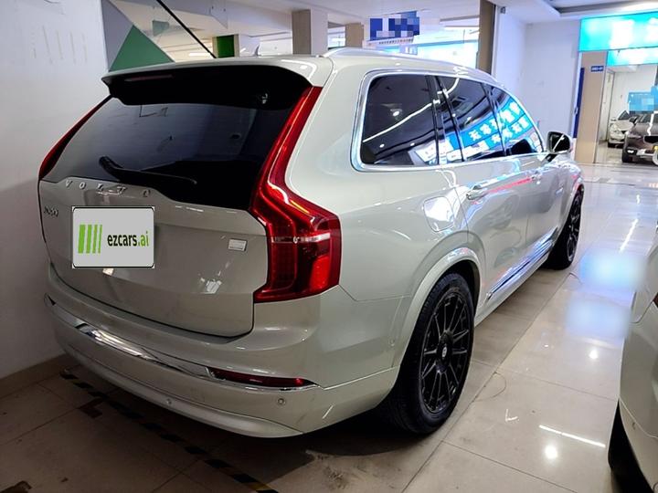 XC90 EV 2022 Facelift E Hybrid T8 Smart Premium Luxury 7-Seater photo 4