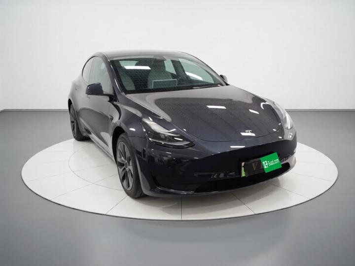 Model Y 2024 RWD photo 3