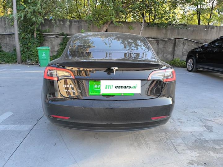 Model 3 2022 RWD photo 3