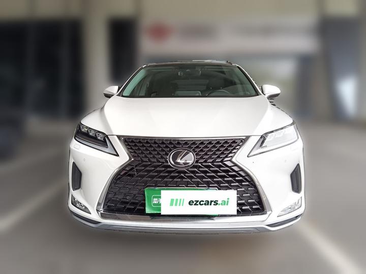 RX 2020 Facelift 300 AWD Elegant photo 2