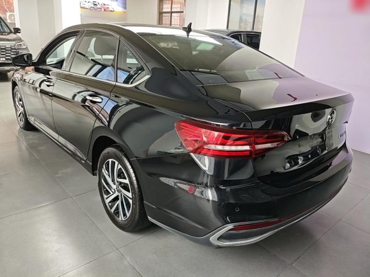 Lavida 2023 Facelift 1.5L AT photo 4