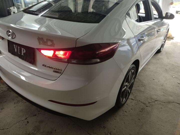 Elantra 2016 1.6L AT Smart Elite photo 7