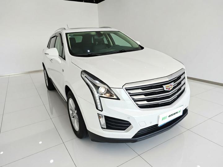 XT5 2016 25T Luxury photo 3