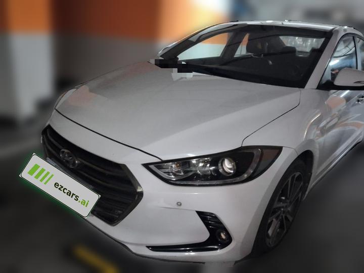 Elantra 2016 1.6L AT Smart Luxury