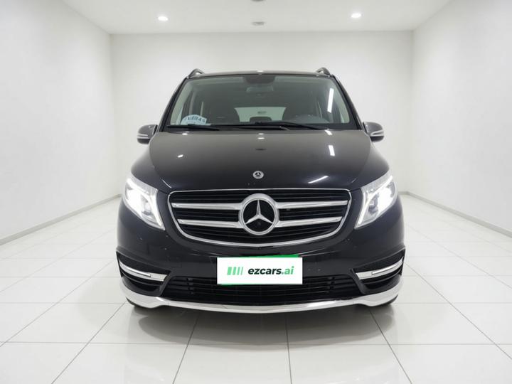 V-Class Parallel Import photo 2