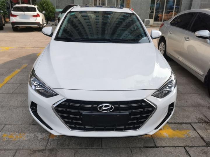 Elantra 2019 1.5L CVT Smart Elite photo 2