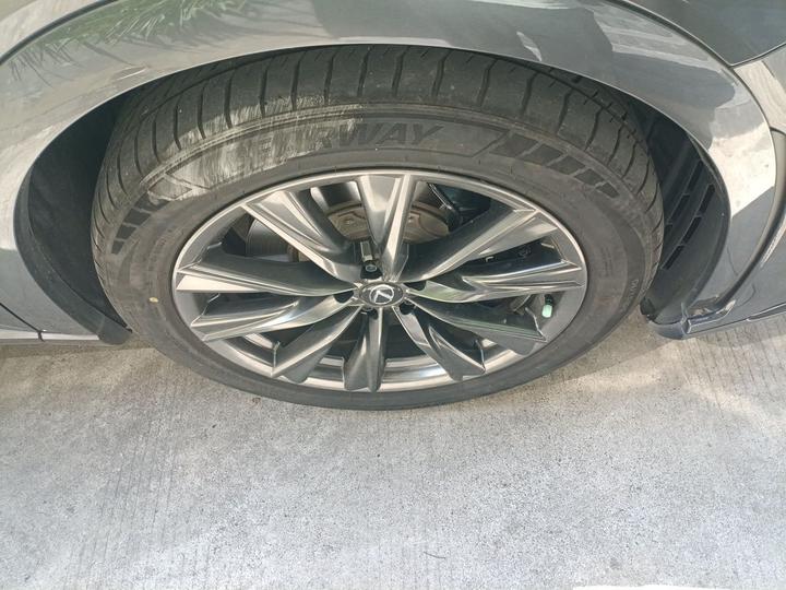RX 2023 500h AWD F SPORT Performance photo 8