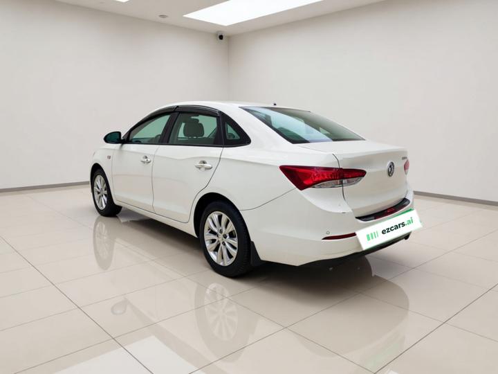 Excelle 2021 Facelift Classic 1.5L AT Elite photo 4