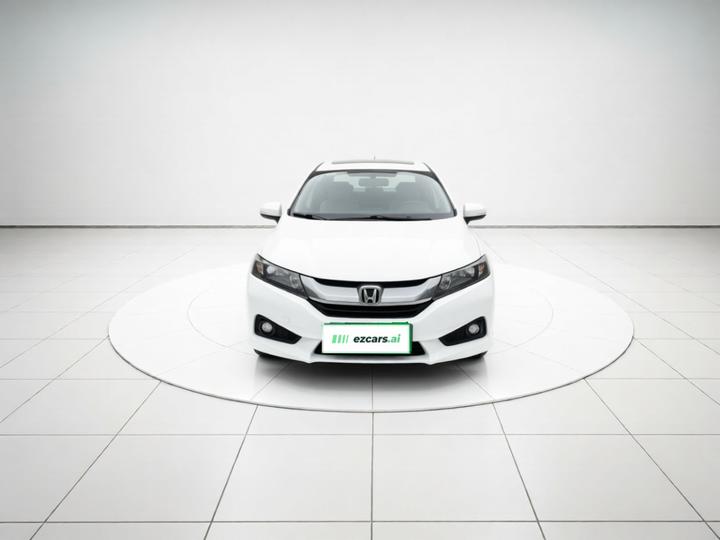 2017 1.5L CVT Comfort photo 2