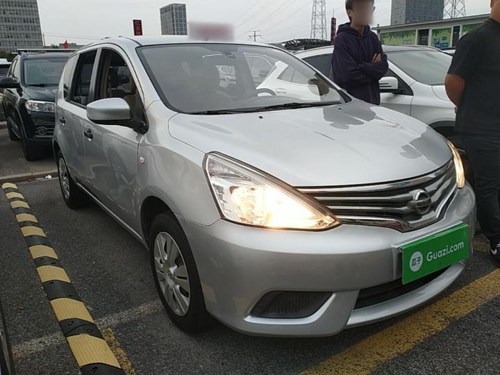 2015 1.6XE CVT Comfort photo 3