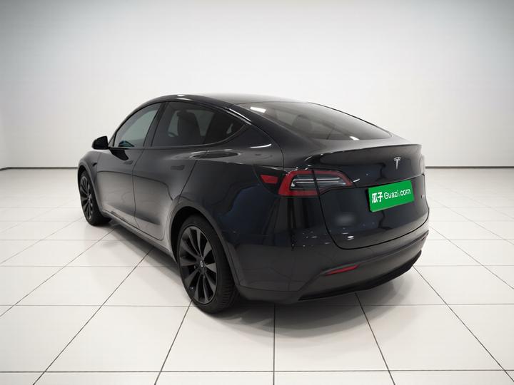 Model Y 2022 RWD photo 4