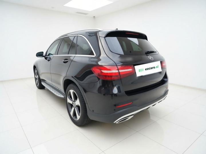 GLC 2017 GLC 260 4MATIC Luxury photo 4
