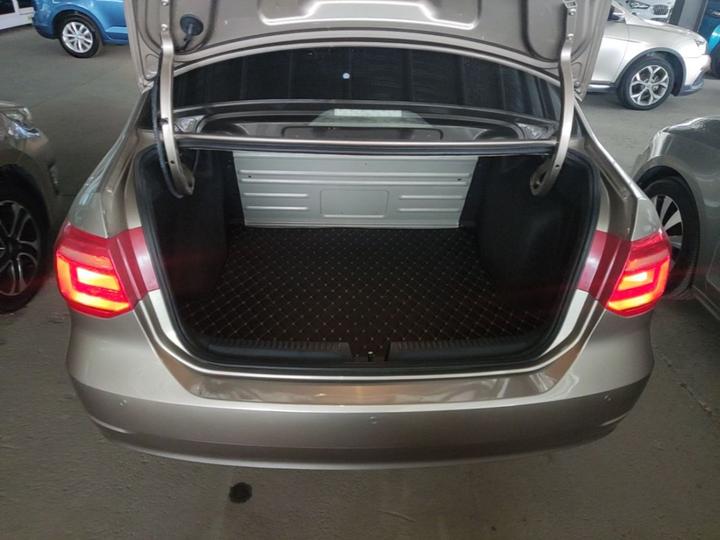 2015 1.6L MT Comfort photo 8