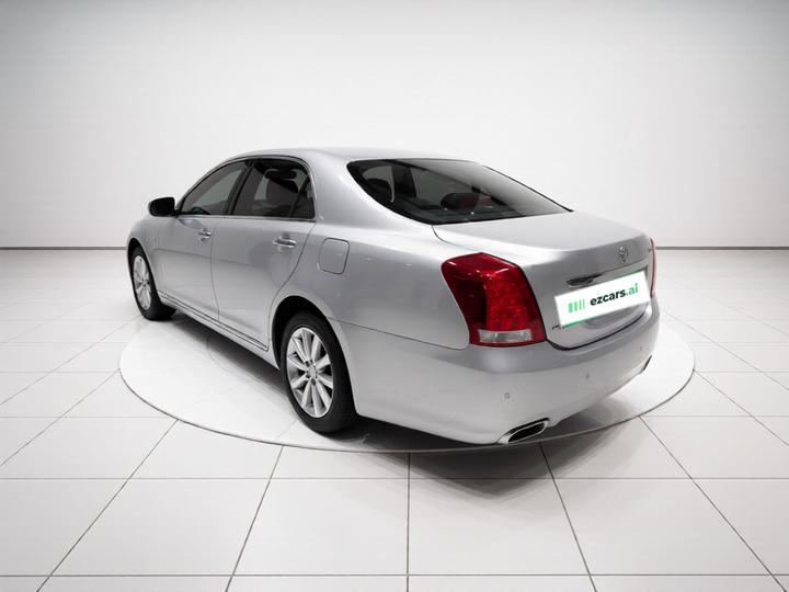 Crown 2010 2.5L Royal photo 4