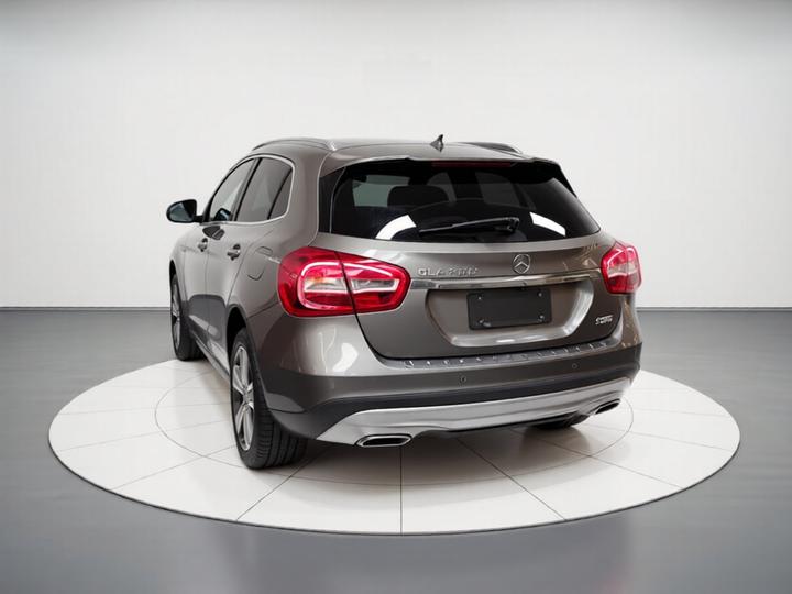 GLA 2016 GLA 200 Dynamic photo 3