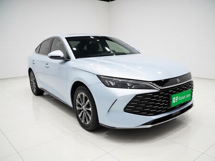 Qin L 2024 DM-i 80KM Leading photo 3