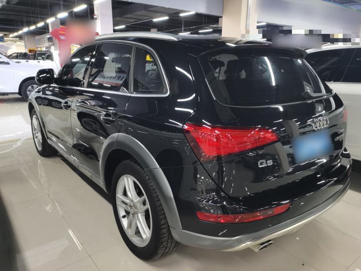 Q5 2017 Plus 40 TFSI Tech photo 4