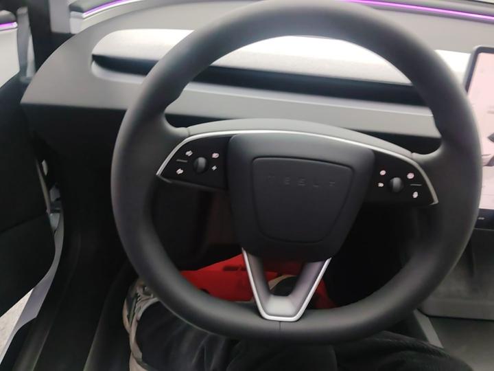 Model 3 2023 RWD photo 6