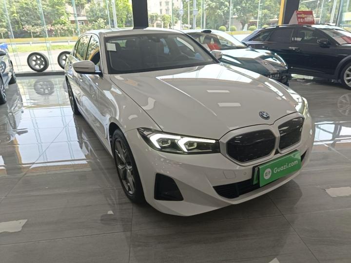 i3 2022 eDrive 35 L photo 3