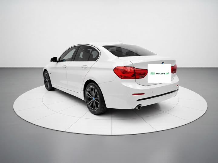 1 Series 2018 118i Sport photo 4